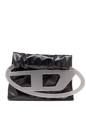 POUCH