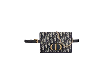 30 MONTAIGNE