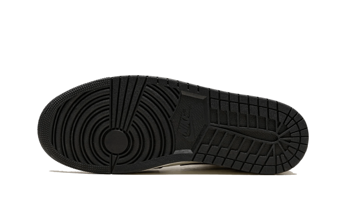 Air-Jordan-1-Low-Mocha-DC6991-200-Wethenew-4_1_5000x.png