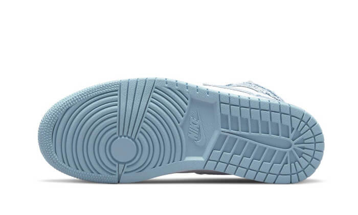 air-jordan-1-high-og-denim-wethenew-1_3_5000x.jpg