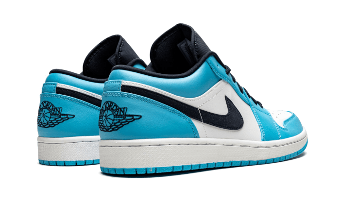 air-jordan-1-low-unc-2021-808147_5000x.png