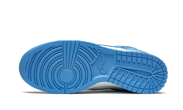 Wethenew-Sneakers-France-Nike-Dunk-Low-UNC-DD1391-102-4_800x.png