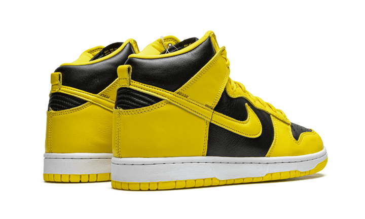dunk-high-varsity-maize-291010_800x.png