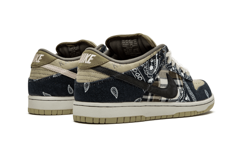 sb-dunk-low-travis-scott-658473_800x.png